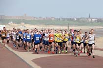 Sand Dancer 10k (approx.), South Shields. Photo: David T. Hewitson/Sports for All Pics